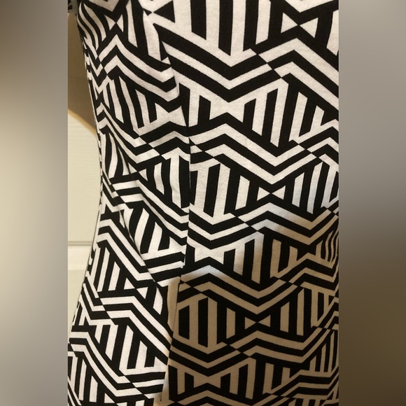 Ladies Size 8 Cato Fitted Long Dress - Picture 3 of 16